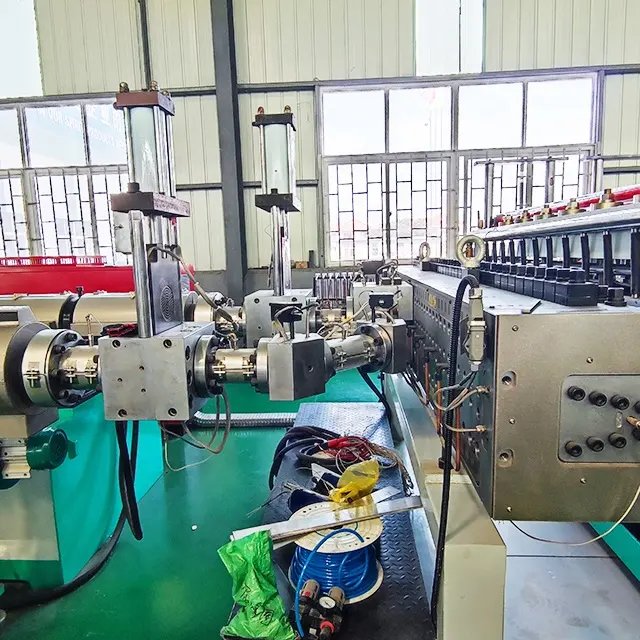Factory price plastic pp corrugated hollow sheet extrusion line pp corrugated hollow sheet extruder machine