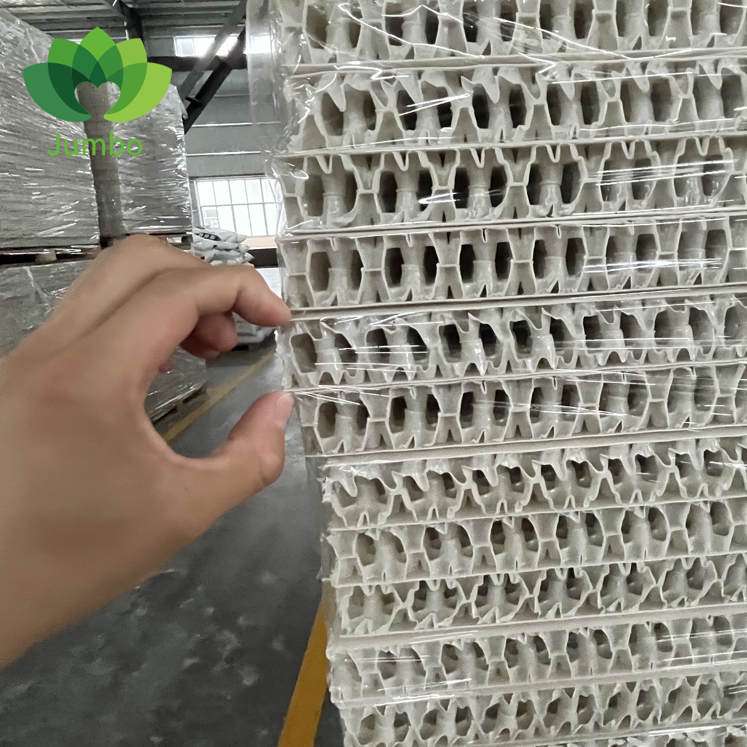 OEM ODM Honeycomb Polyethylene Cost Effectiveness Honeycomb Pp Core Moisture-Proof Plastic Honeycomb