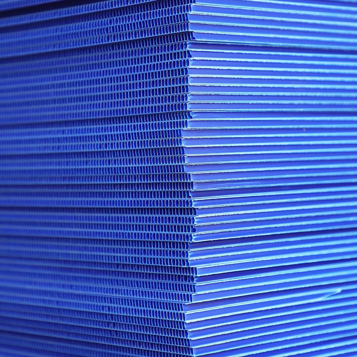 2mm 3mm 4mm Grey 4 x 8 Competitive Prices PP Flute Corrugated Protection Board with Excellent Quality