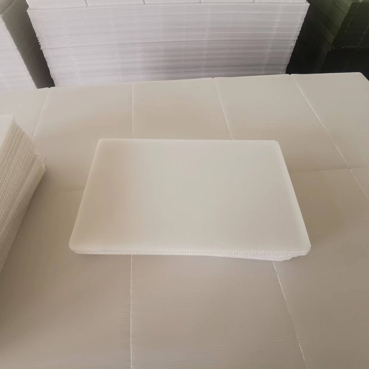 PP corflute board custom size 3mm 4mm 5mm 6mm
