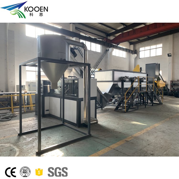 Full automatic waste material washing drying crushing machine / pp pe film recycling granules making line