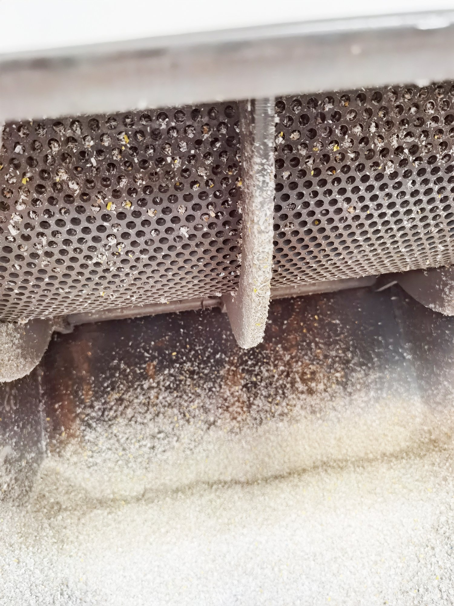 Woven Bag Crusher PE PP Film Edge Corner Waste Material Crusher Oil Barrel Fruit Basket Crushing Plastic Shredder Crusher