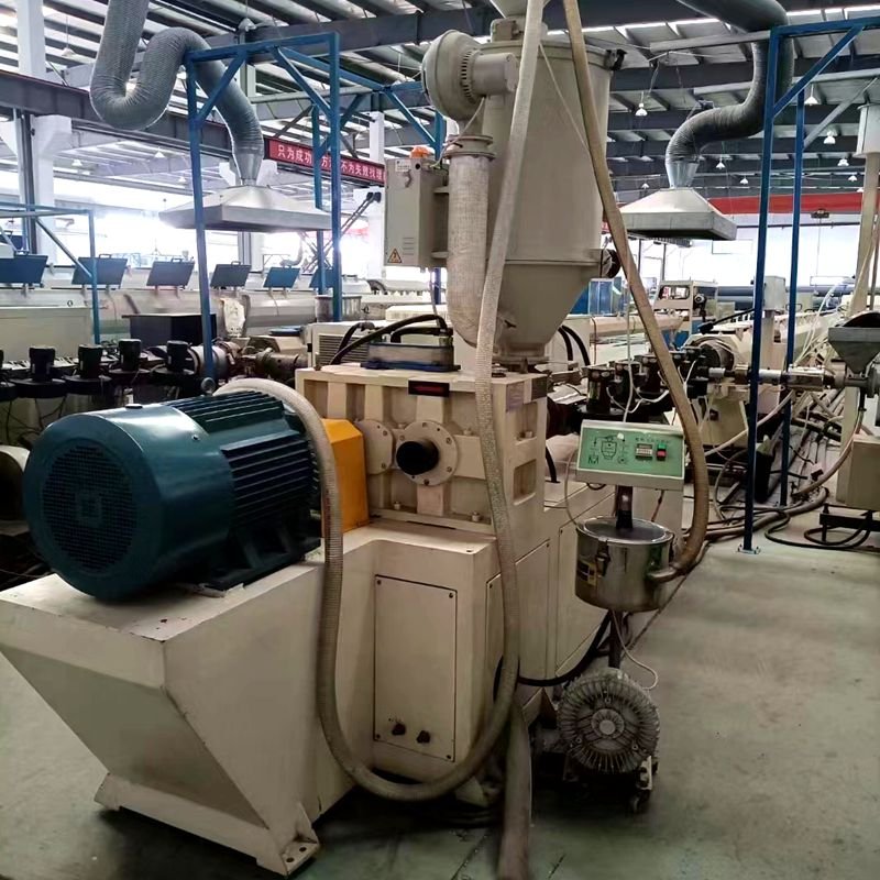 Second-Hand HDPE/PP/PVC Plastic Extruders Production Line
