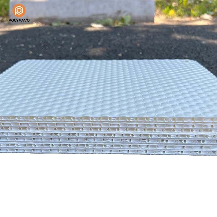 Strong Stiffness PP Honeycomb Bubble Guard Board With Felt For Temporary Floor Protection