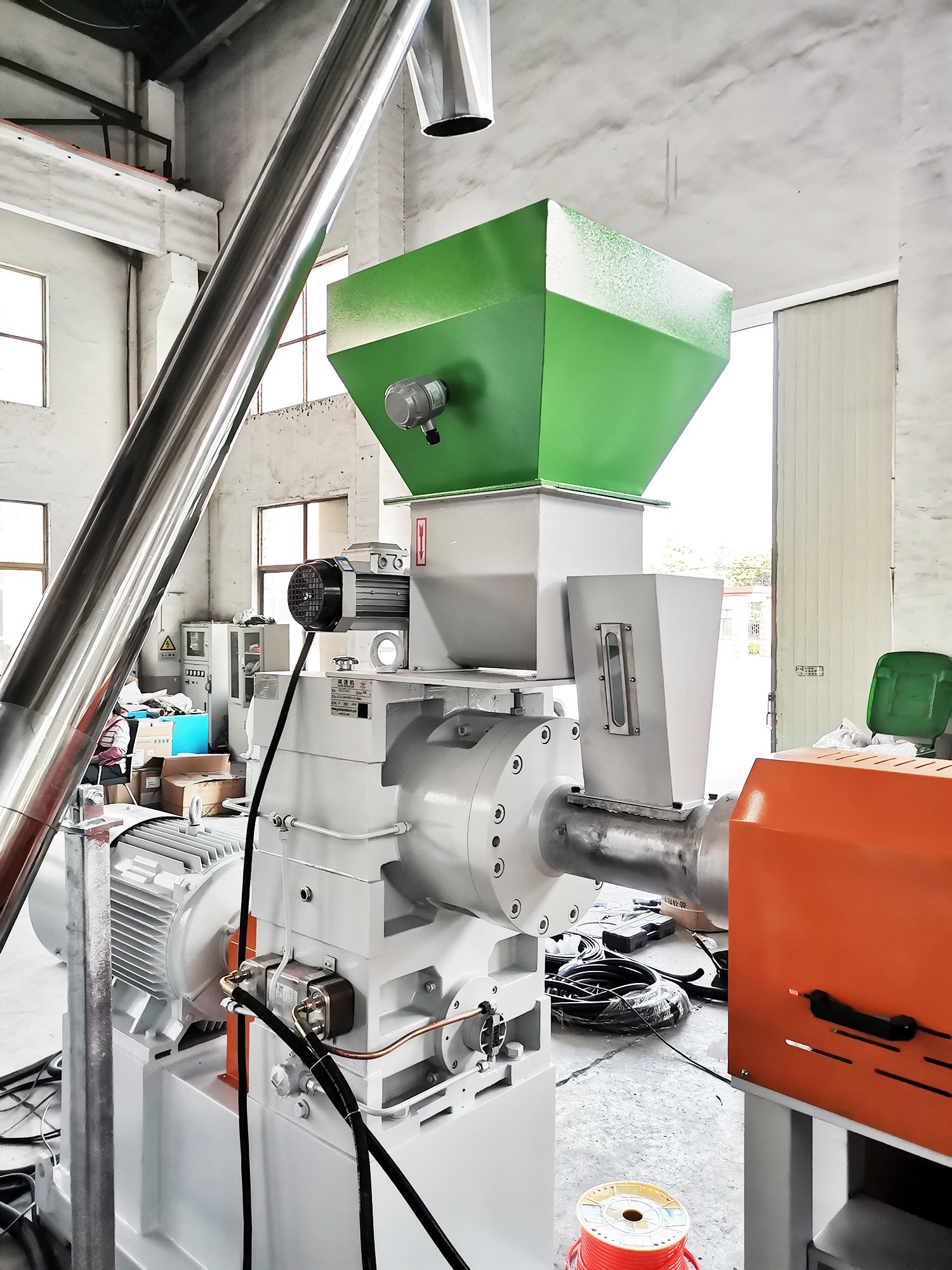 Automatic PP Plastic Recycling Pelletizer Equipment New Hard material granulation production line