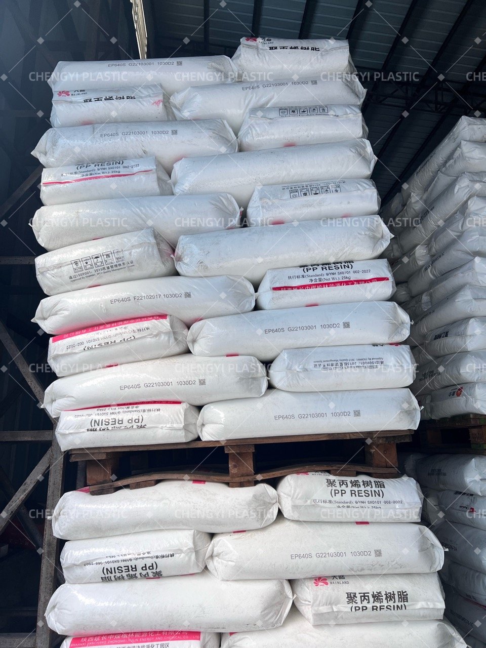 Customize design factory direct LDPE 450E blow molded grade impact and tear resistant sports equipment