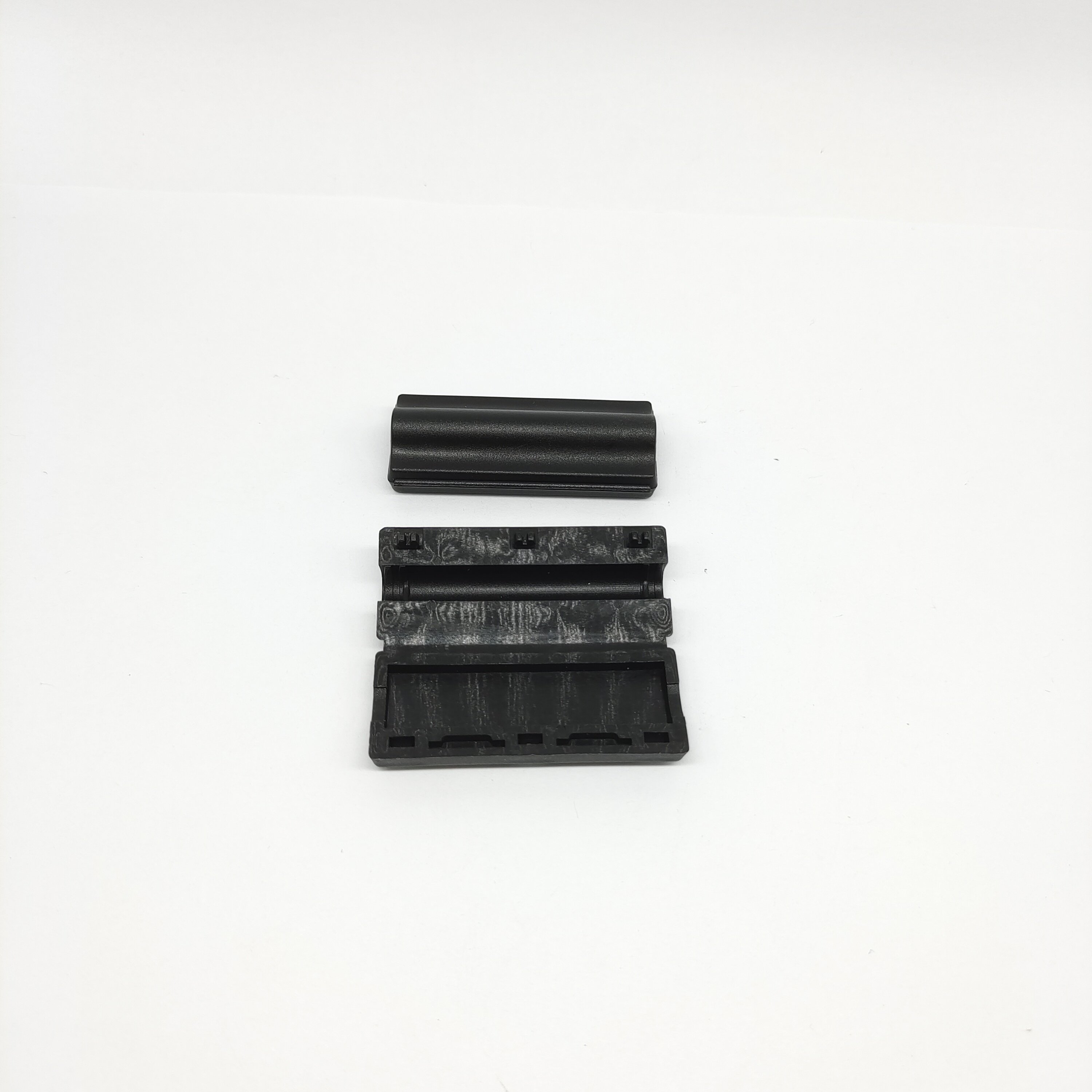 Wholesale of manufacturers PP material Black wire clip clothing label store wire clips with safety protection function