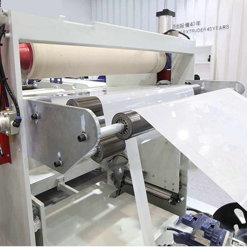 Plastic Pet Polycarbonate Soft Sheet Extrusion Production Line White PP Sheet Roll Thermoforming Machine