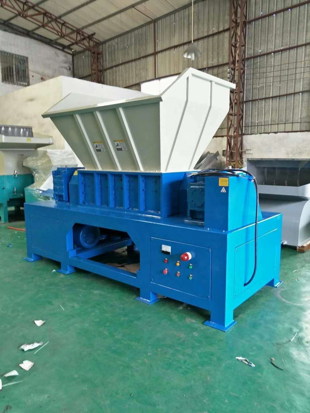 30HP 22KW PP PE HDPE PC PS PVC Plastic Stub Bar Shredding Machine