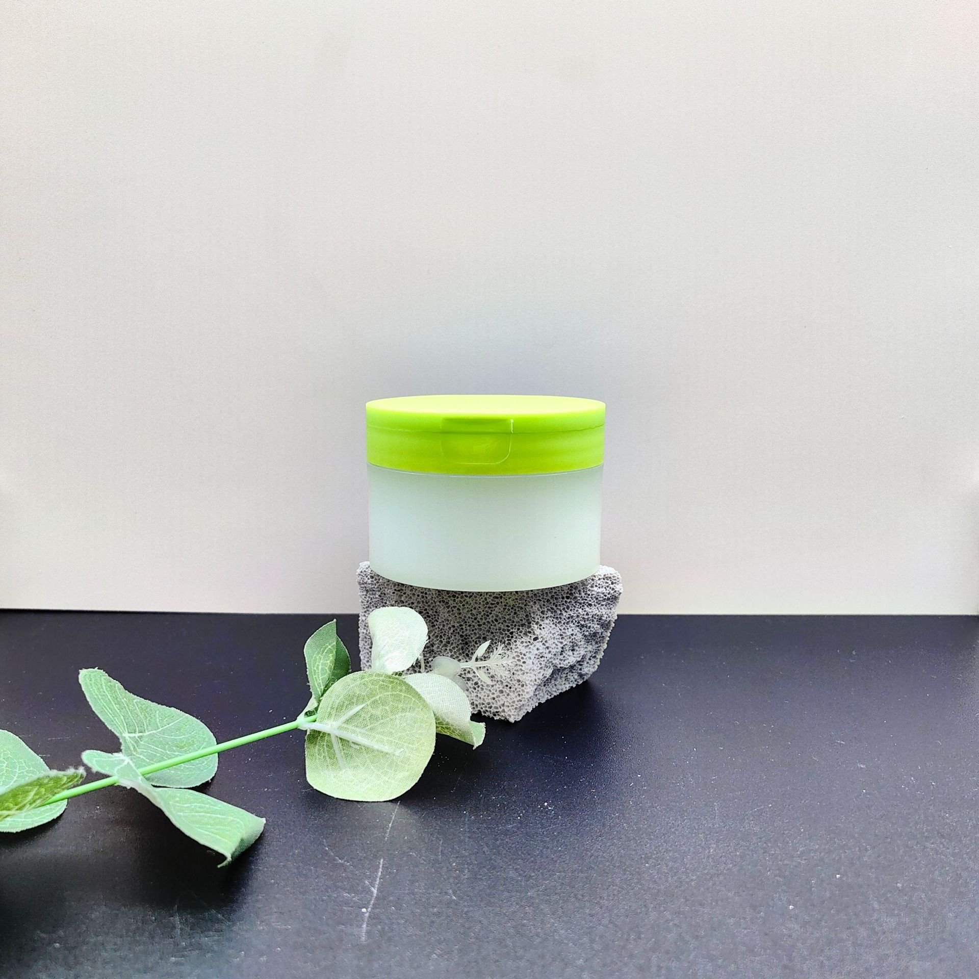 Green Double Layer Thickened Face Cream Jar With Lid Pp Frosted Cosmetic Jar