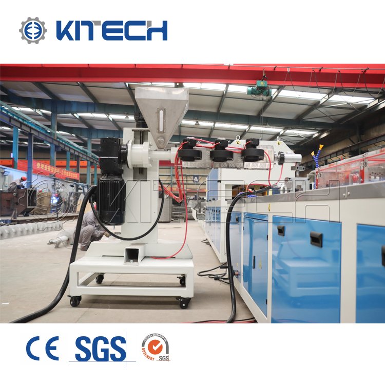 Recycled PP PE plastic and recycled wood rice husk powder WPC decking profile making extruder machine