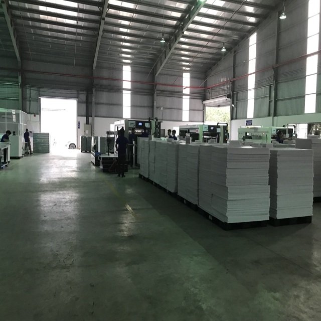 PP corrugated boards, grey or white / 2,5 mm thick, V0