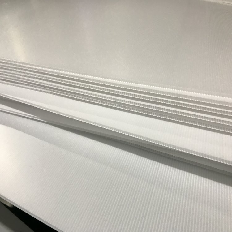 PP Material 2mm 3mm 4mm 5mm 6mm polypropylene plastic coroplast correx sheet corrugated plastic Board sheet