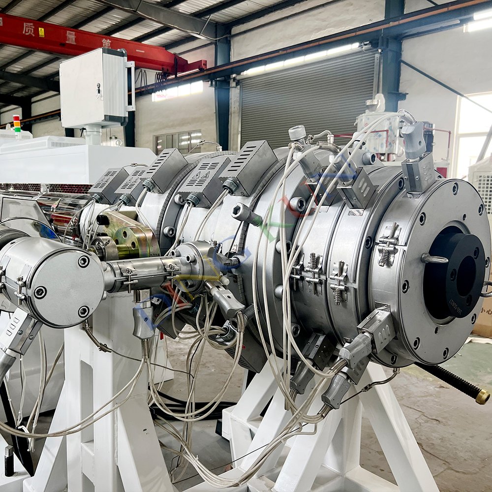 High Speed Plastic HDPE PE PP Pipe Extrusion Production Line / Making Machine