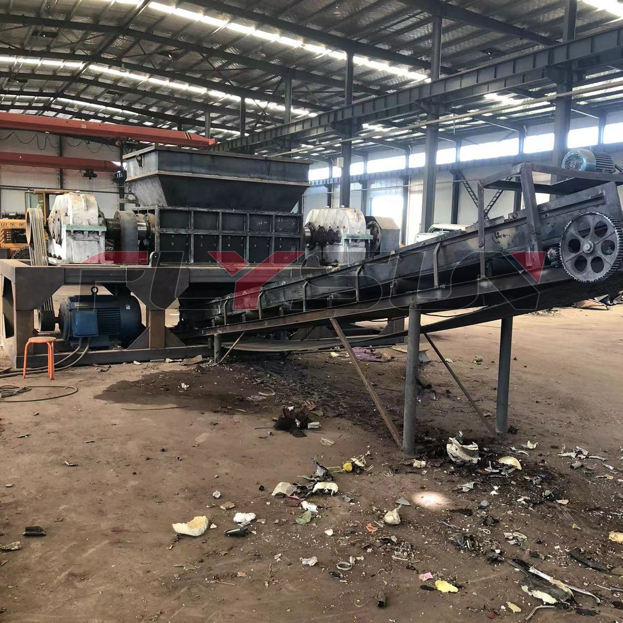 Professional Electric Double Shaft Shredder Equipment PP Lumps Bottle Carton Box Wood Shredder Machine