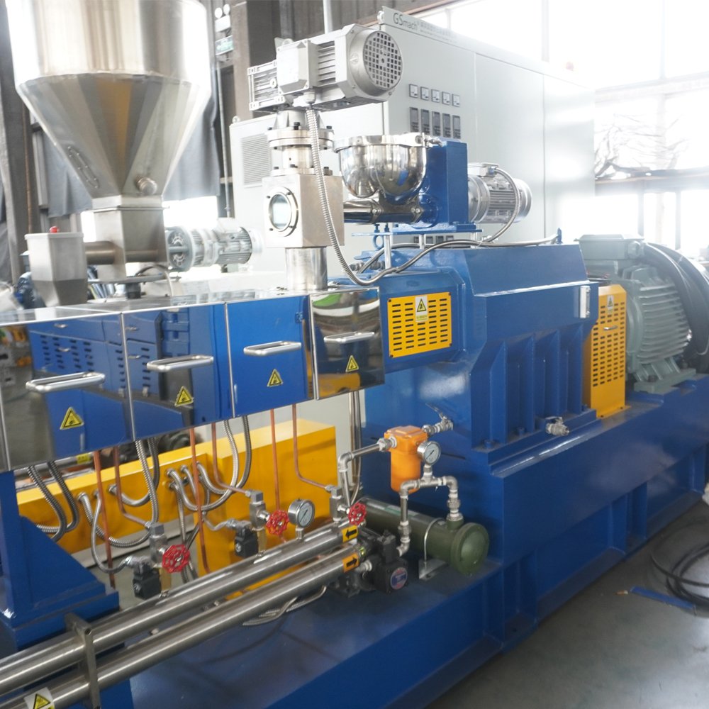 PP PE Modified Wet Granulation Line Plastic Pellets Extruding Machine Color Masterbatch Extruders