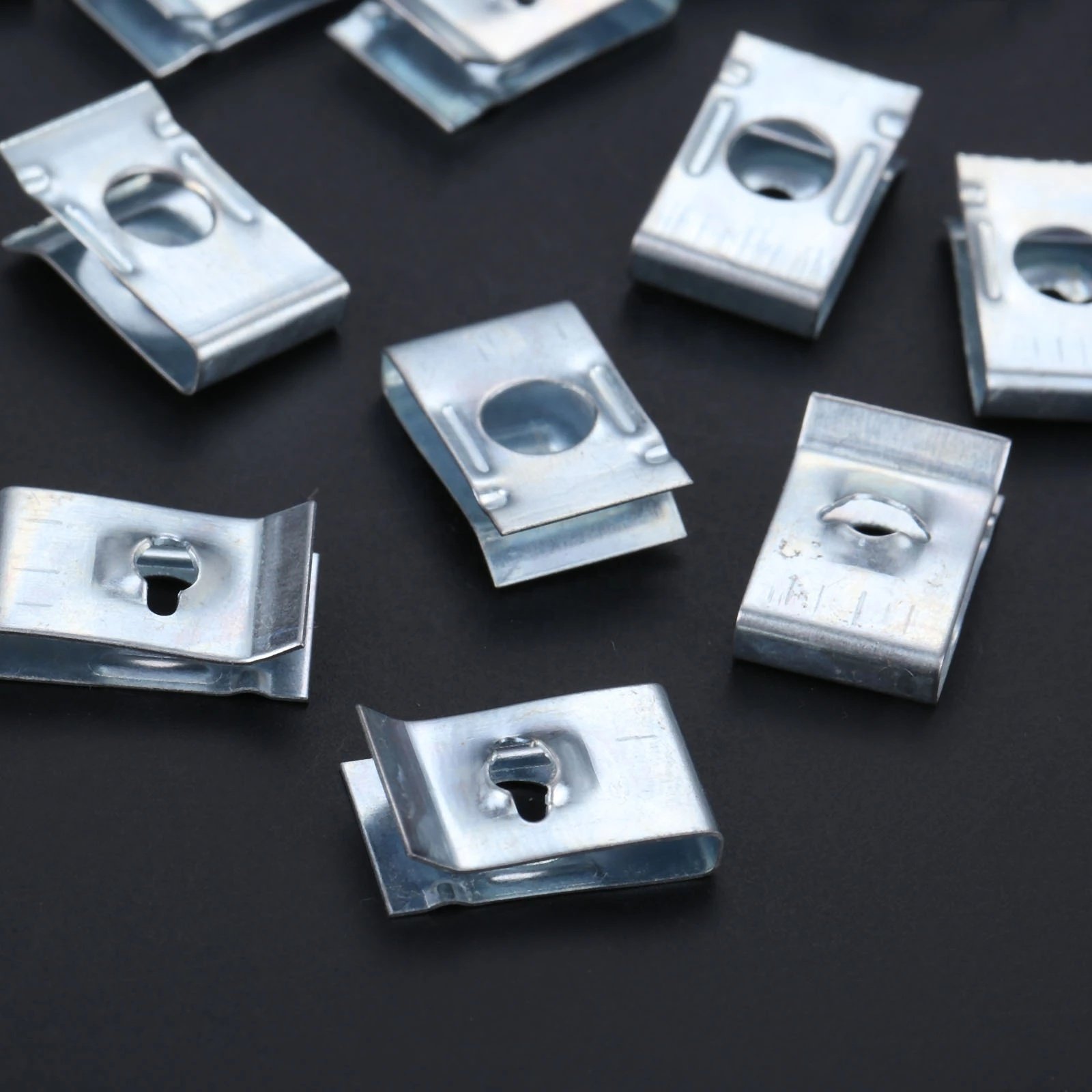 Zinc Plated Carbon Steel Panel Clips Fasteners Auto U Type Speed Grommet Car U Clip for Motorcycle Car