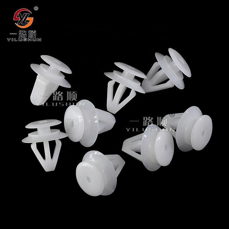 D93 Automotive high quality nylon door panel buckle rivet wholesale