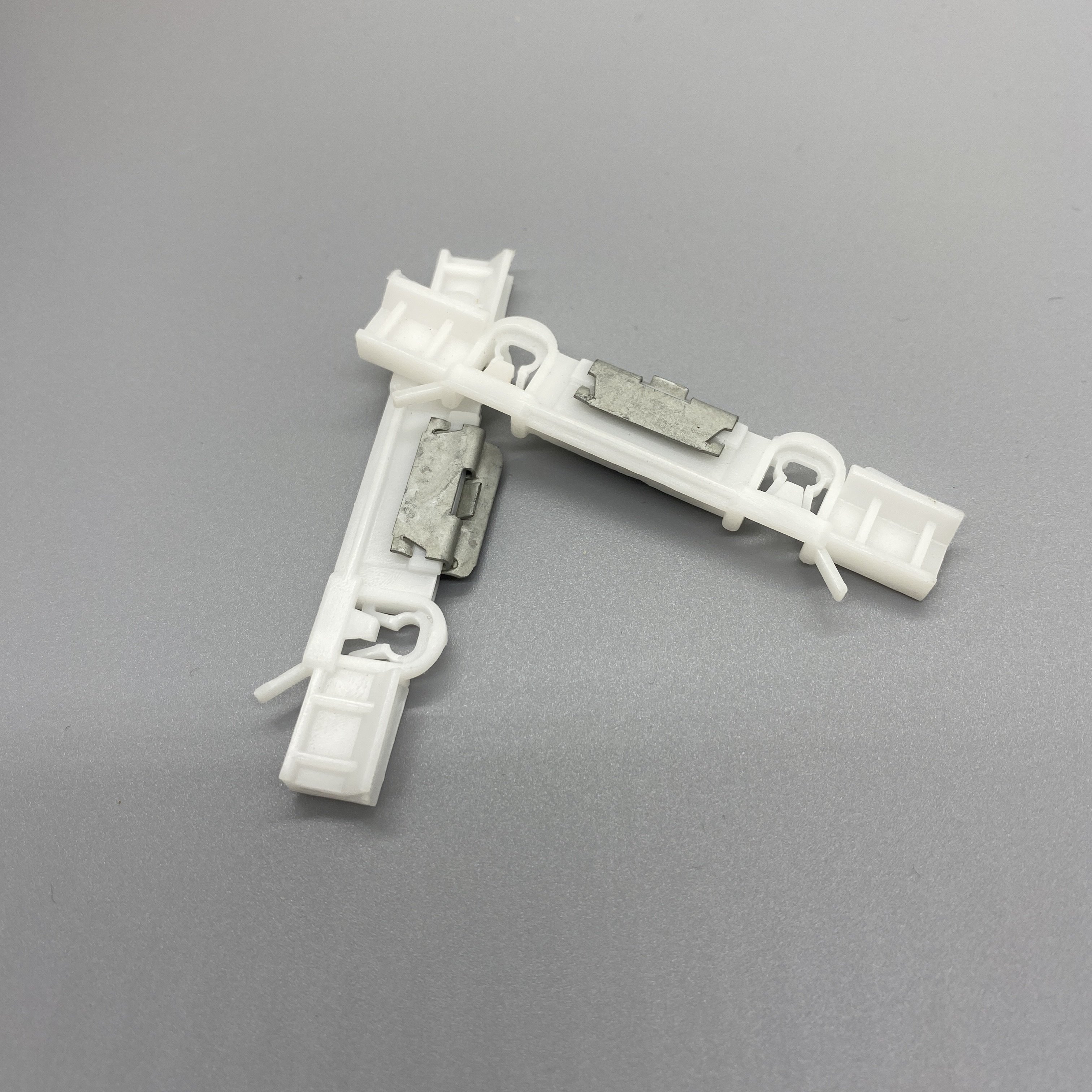 High Quality Roof Line Reveal Moulding Clip