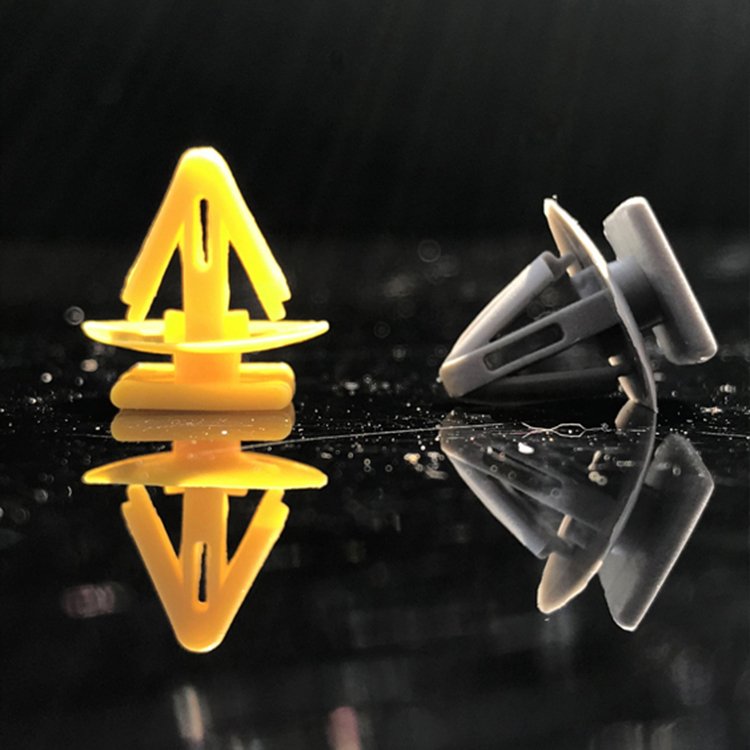 Automotive Plastic Clips and Fasteners Trim Panel Clips Fastener Push Pin Rivets Auto Door Bumper Fender Liner