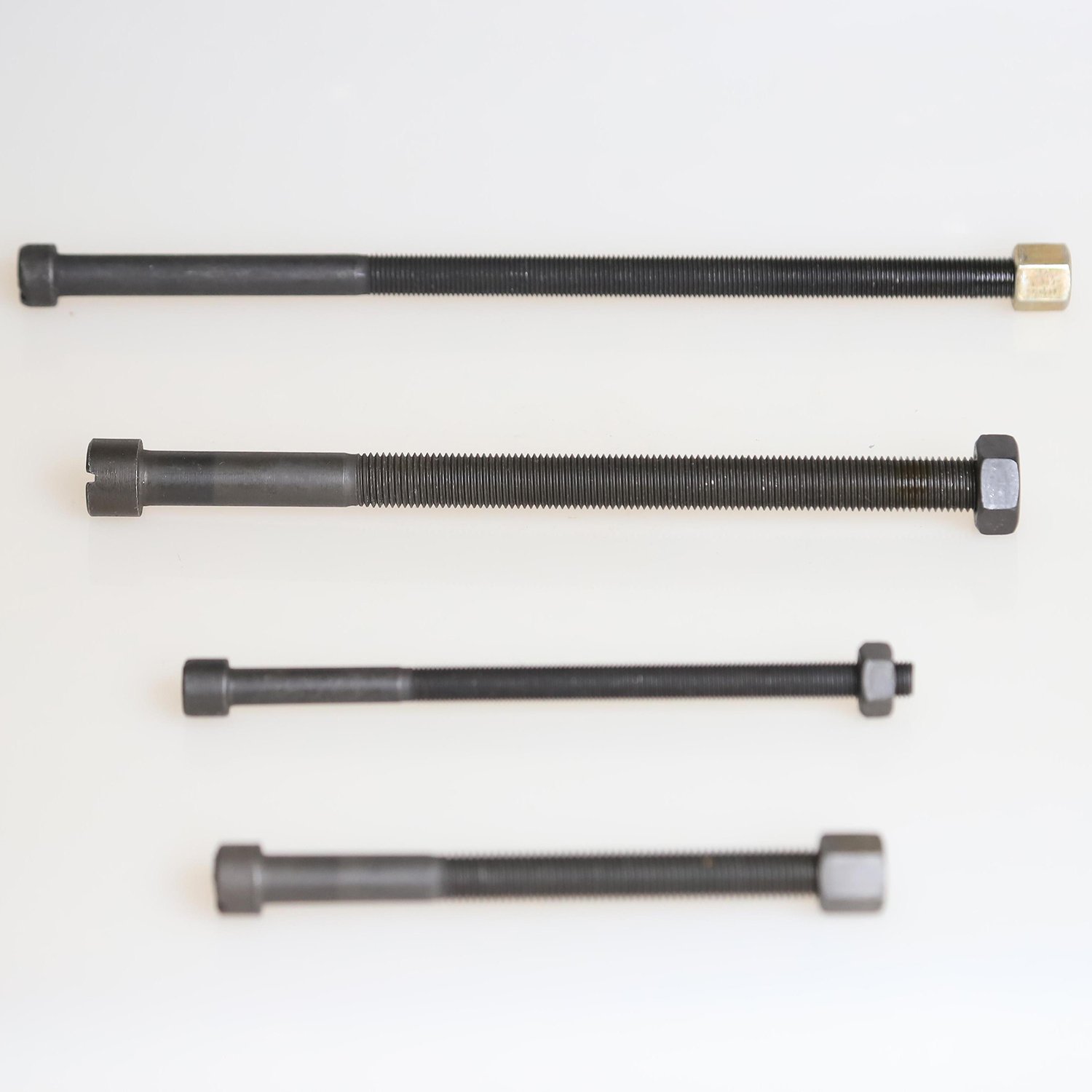 Factory hot selling custom auto fastener grade 10.9 flange leaf spring truck center bolts for trucks