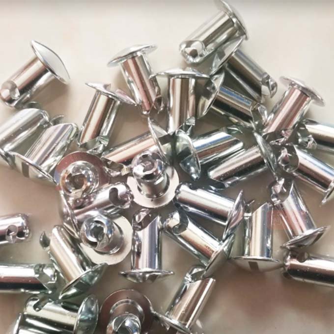 Quick Release Quarter Turn Oval Head Silver Dzus 7/16" x.500