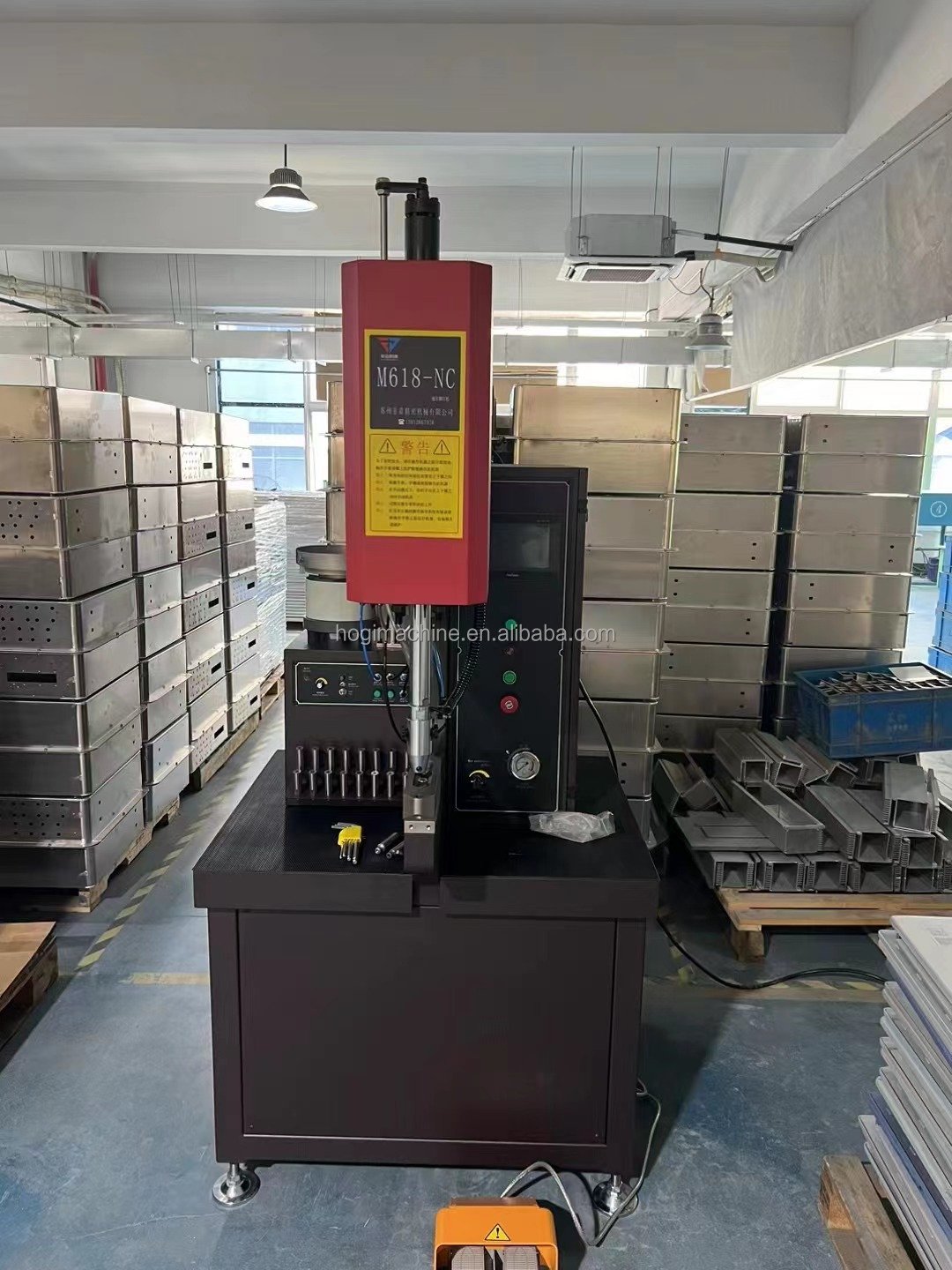 HOGI Auto Feeding Riveting Machine Hydraulic M5 M6 Nuts Automatic Rivets Fastener Insertion Machines