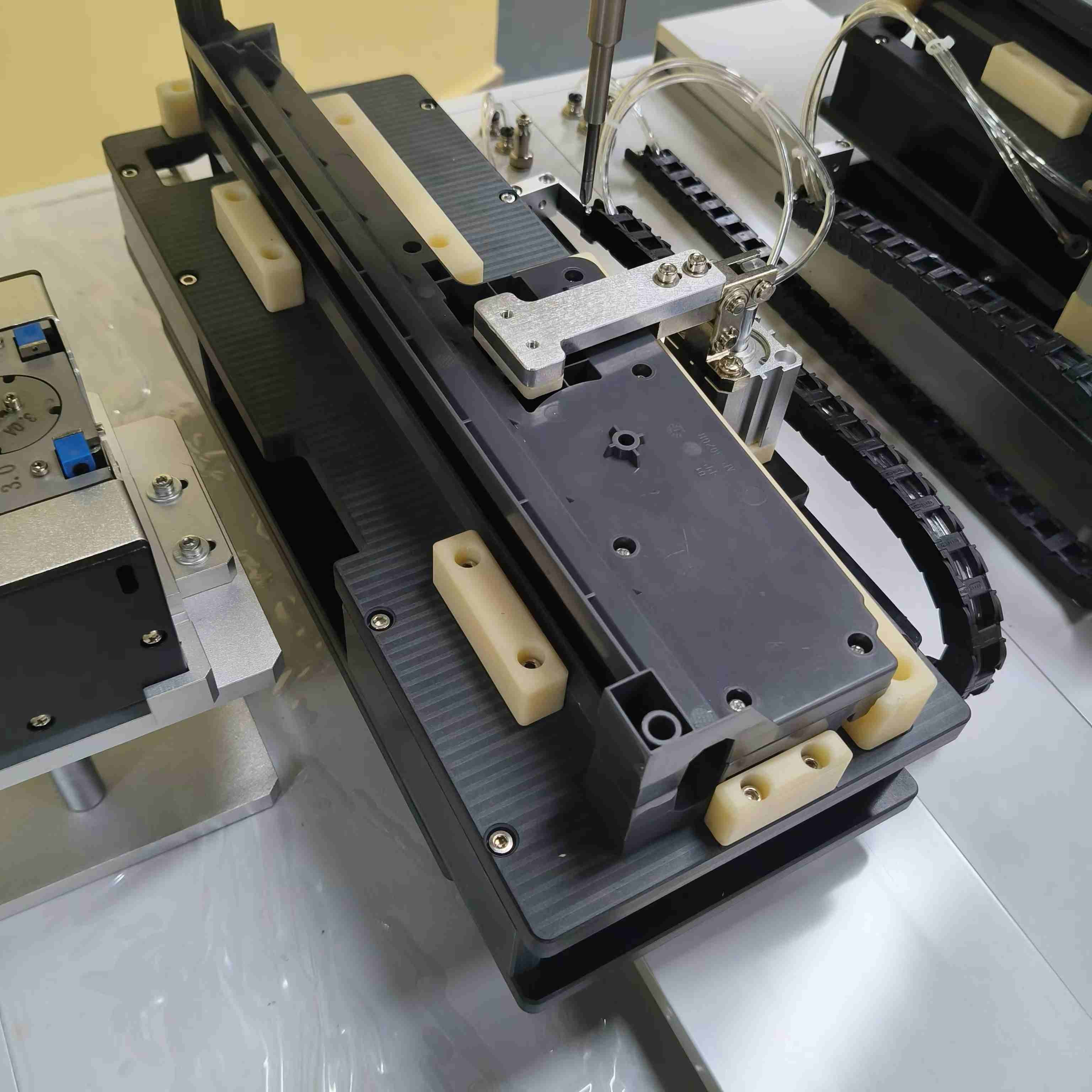Screw locking automation servo motor screwdriver machine with torque controller for plastic screw drilling auto screwing process