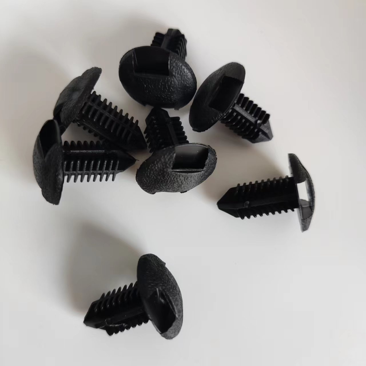 90467-08186 Plastic Buckle Fastener for Toyota Honda Reiz Camry Crown Car Trunk Fastener Plastic Clip