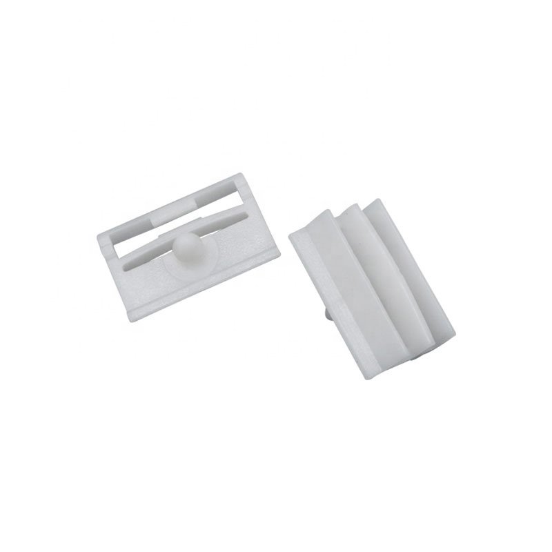 R52 high quality body clip fastener car push retainer plastic clip 51728184574