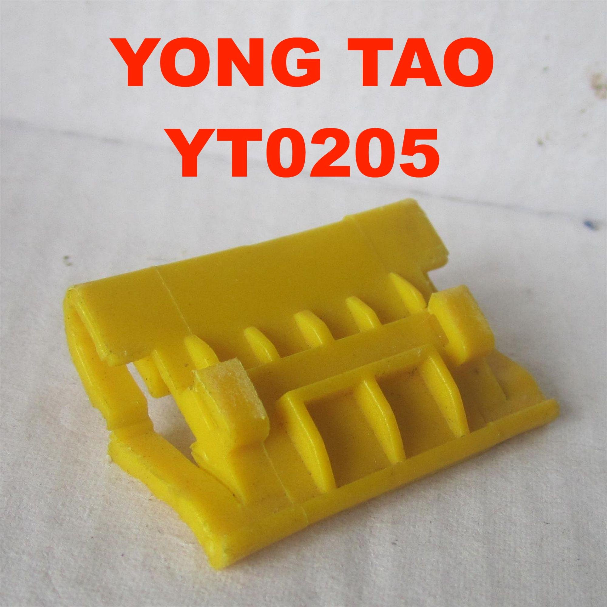 Car yellow door and window sealing strip fixing clip, water blocking strip clip, and car fastener YT0205