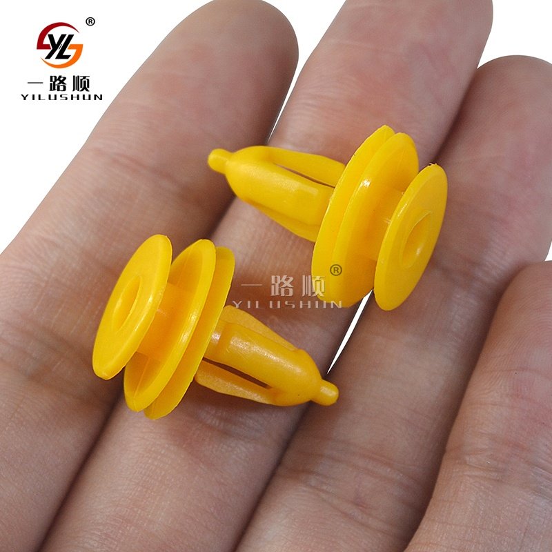 D69 practical plastic car with nylon fastening parts rivet clips for sale