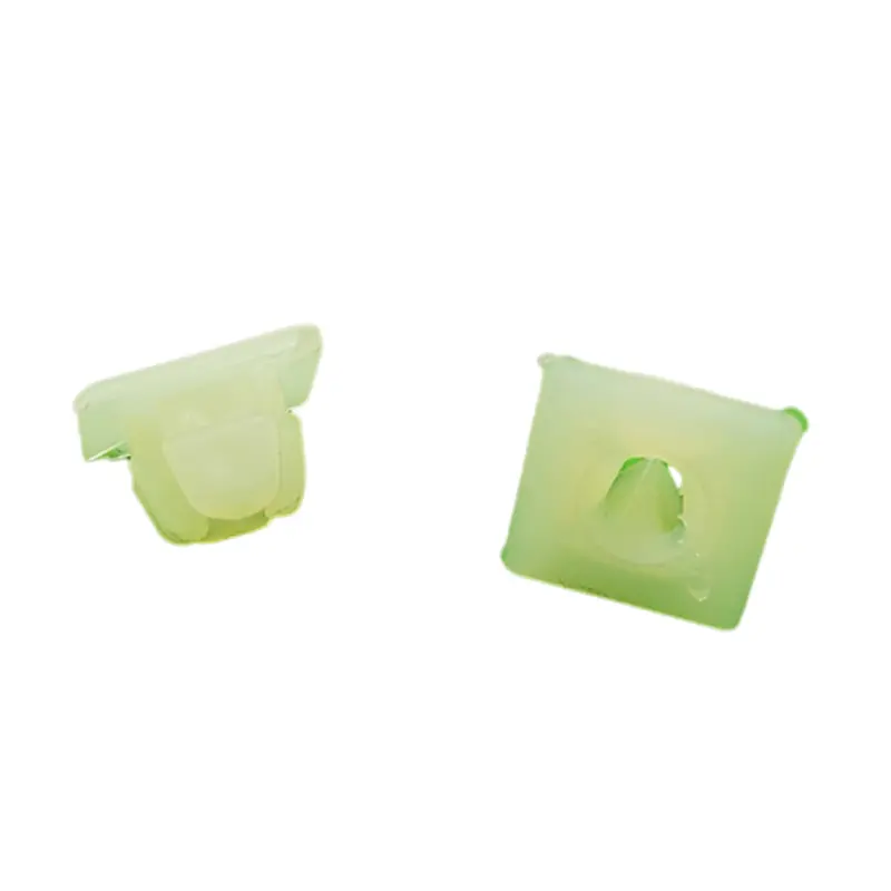 Factory Wholesale 500 Pcs Gasoline Nylon Expansion Clips Automotive Plastic Clips and Fasteners Nylon Buckle Rivet Clips