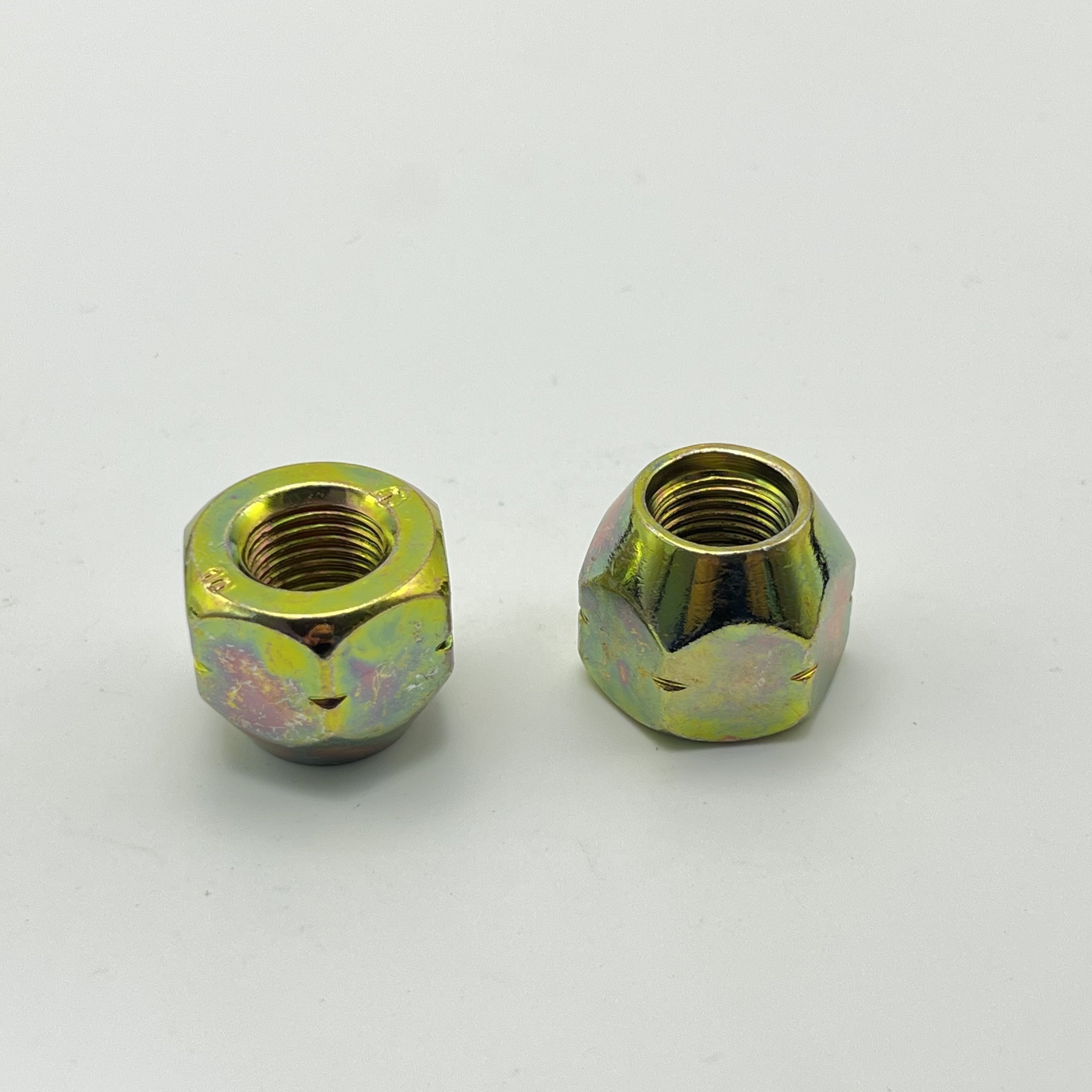 Durable Car Tire Carrier Nut Universal Steel Fasteners Cylindrical Hollow Internal Thread Hexagon Nut