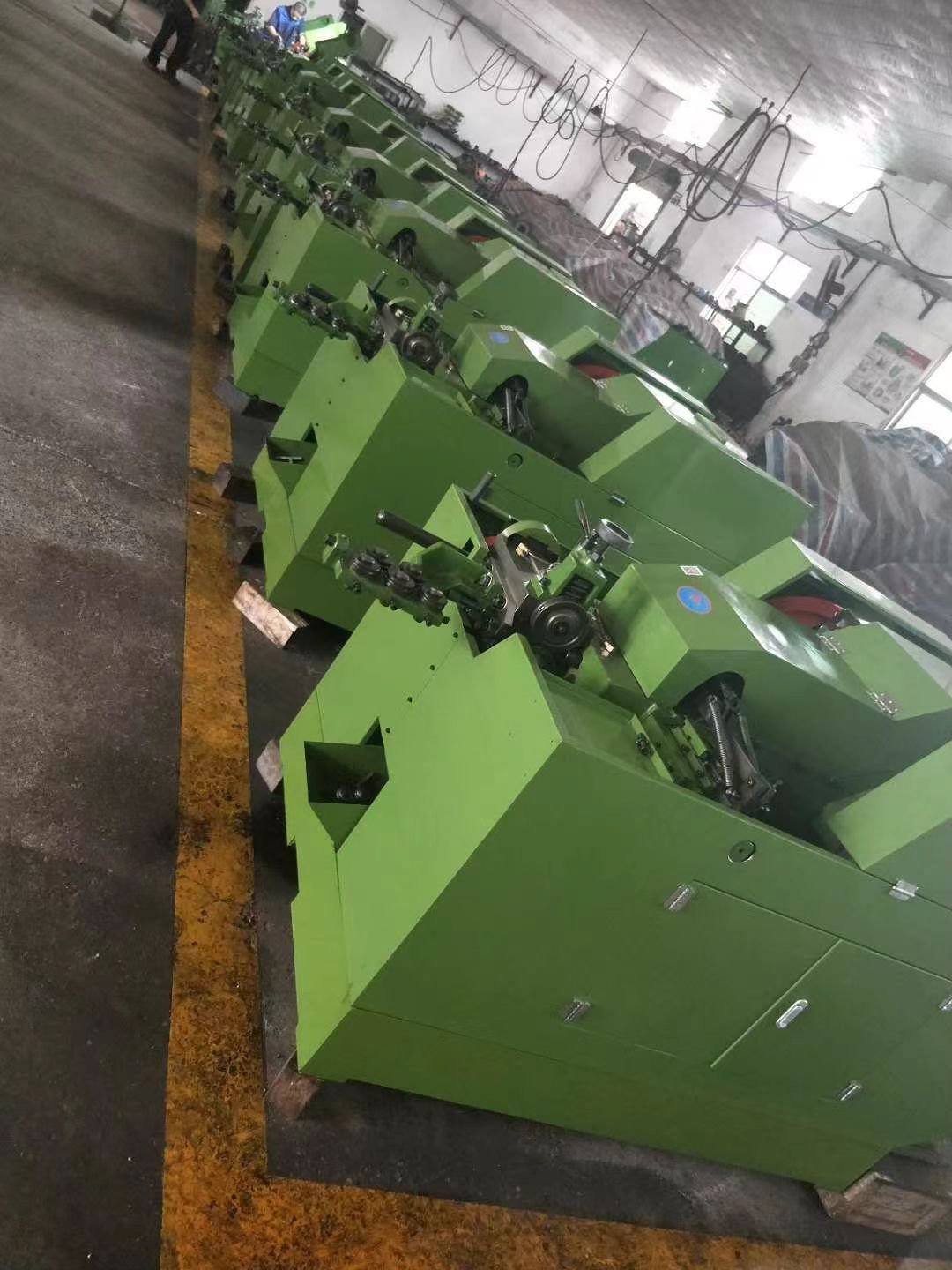 High-Speed Fully Automatic Small Screw Bolt Fastener Making Cold Heading Machine Casting Parts Type