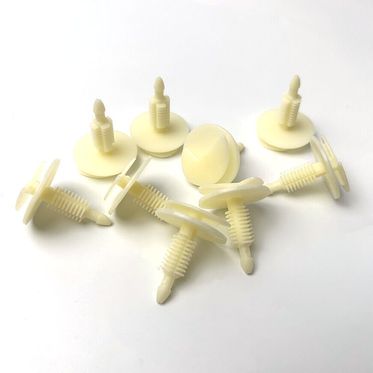 High Quality Wholesale Plastic Nylon Auto Car Clips Body Door Interior Trim Bumper Clips and Fasteners for Car 6N0809966A