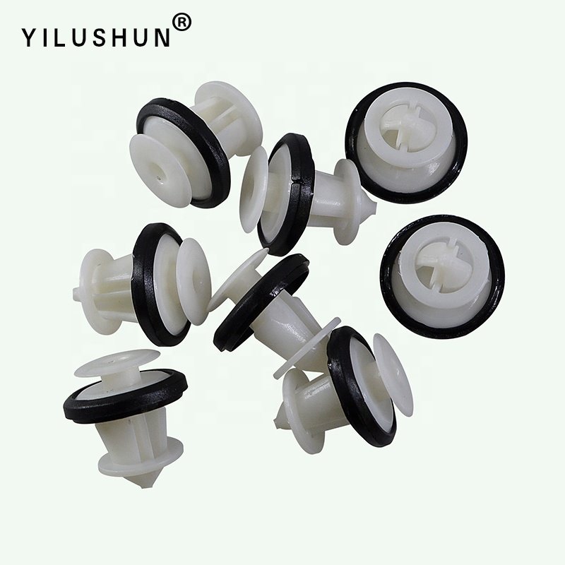 D204 hot selling automobile trunk interior trim snap clips wholesale 67773-06020