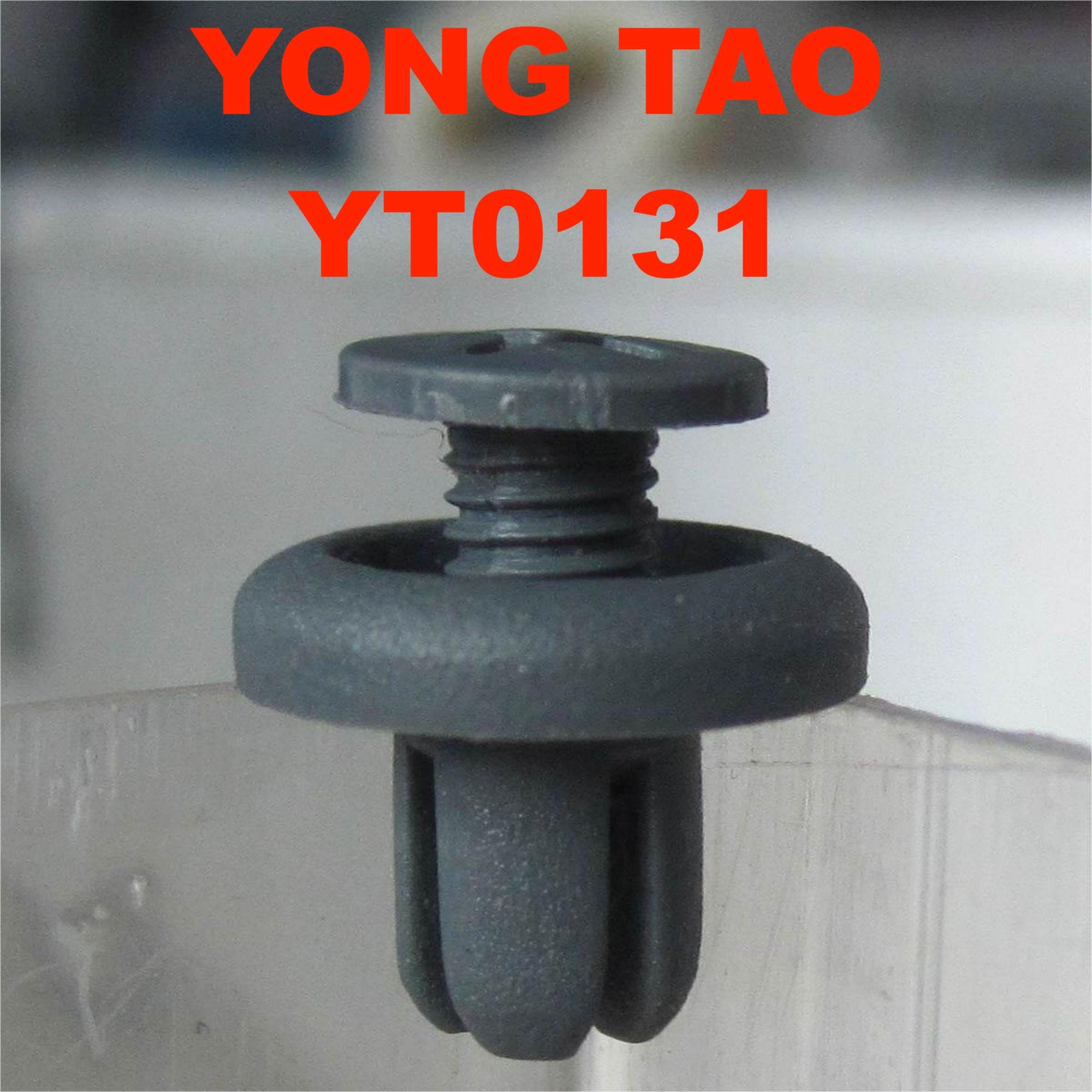 Suitable for Toyota Gray Universal Plastic Screw Buckle Lining Plate Clip Plastic Buckle in Stock Supply YT0131