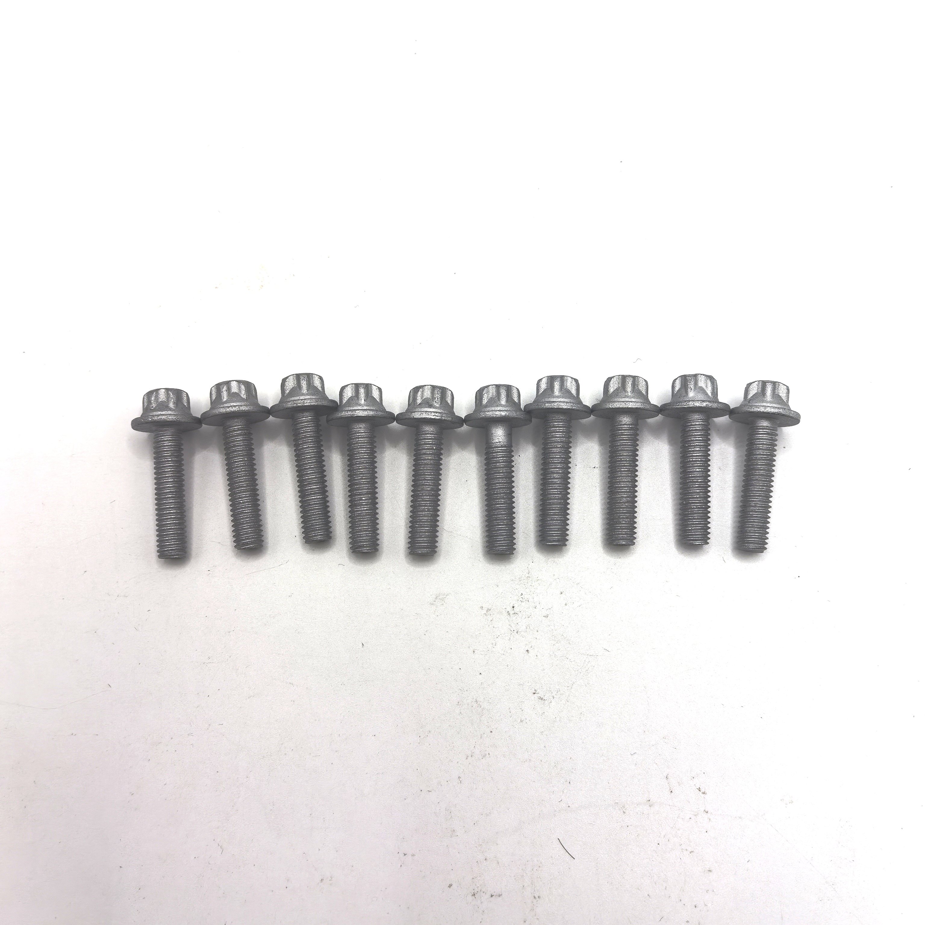 Factory Price Valve Cover Bolt 9A700812700 for BMW 6*25