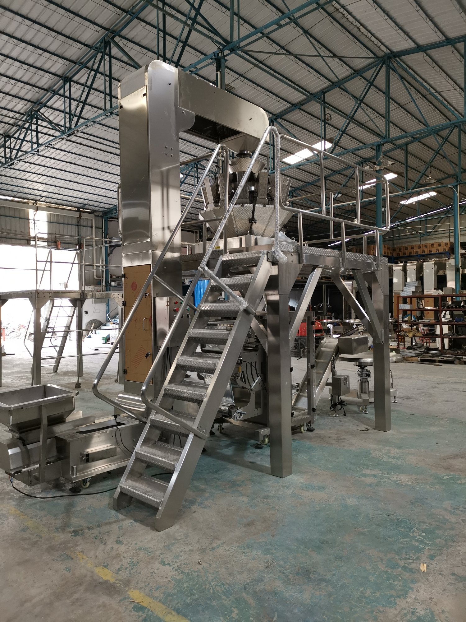 NEW Economic Semi-auto Gearbox Sealing Packing Machine for Metal, Screw & Irregular Shape Products in Food Industry