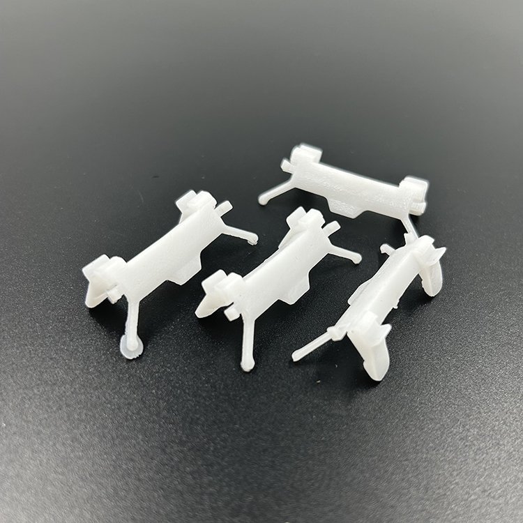 Auto Fastener Clip Wholesale Roof Drip Molding Clip For Mitsubishi Lancer CK2 CK4 L200