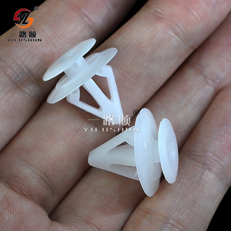 D92 factory produce white plastic door panel eyebrow buckle rivets G18K-51-SJ3