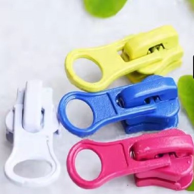 Hot Selling Large Plastic Zipper Slider Factory Price on Sale Zipper Sliders for Bags Plastic Zipper Slider