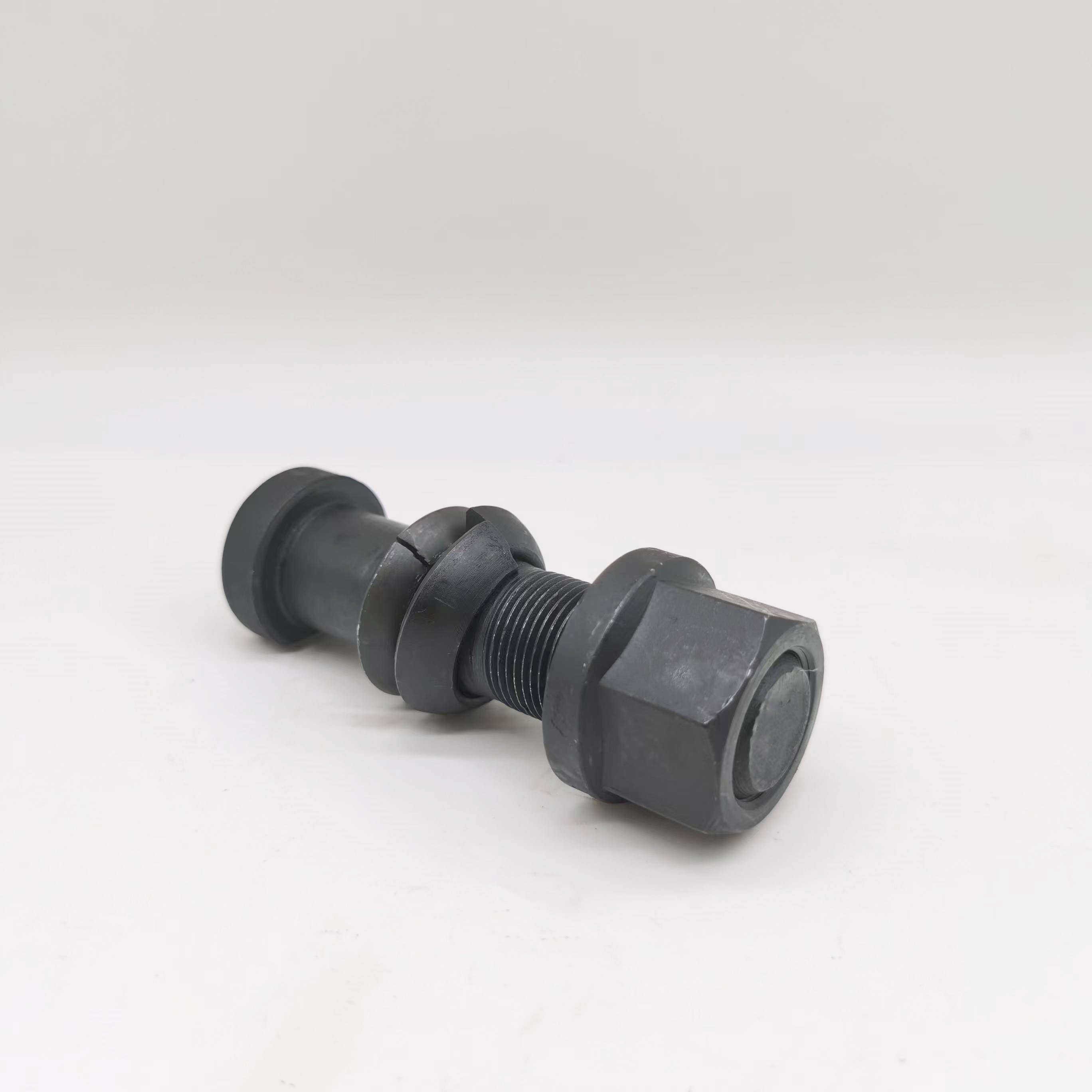 Hot sale Euro truck grade 10.9/12.9 wheel bolt for BENZ heavy truck M20x1.5 x77mm bolts with nuts