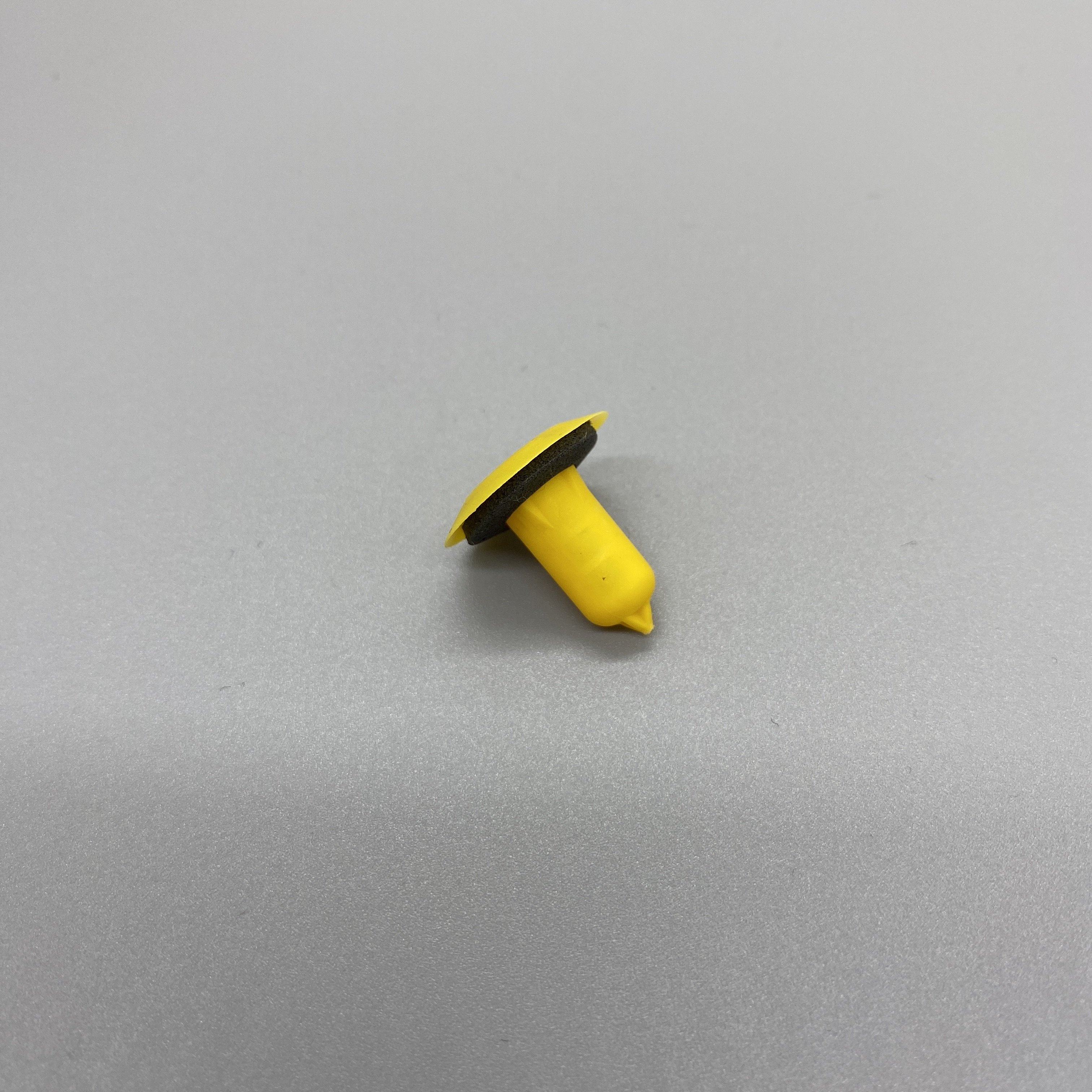 Car Door Trim Panel Clips Automotive Moulding Clips Body Clips & Fastener OEM 6507686-AA 67771-30090
