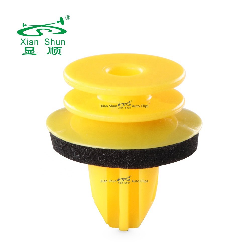 Xianshun plastic fastener car clip Door trim clip for door panel interior door panel fender With Seal Ring