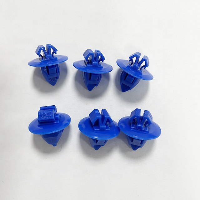 D126 Auto Clips 75396-35020 China Auto Trim Clips Fender Flare Retainer Clips