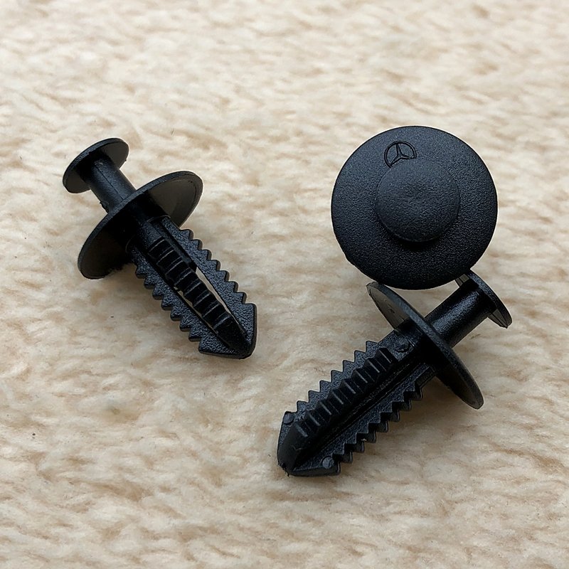 Mercedes-Benz E-Class G-Class S-Class V-Class GLA-Class GLC-Class Auto Fastener & Clip Front and Rear Fender Radiator Clip