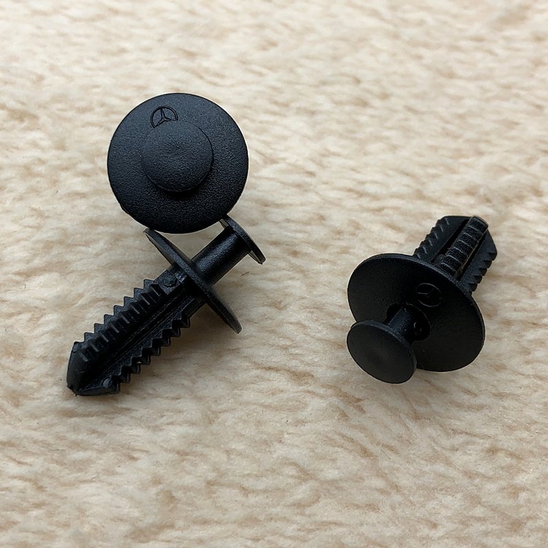Mercedes-Benz E-Class G-Class S-Class V-Class GLA-Class GLC-Class Auto Fastener & Clip Front and Rear Fender Radiator Clip