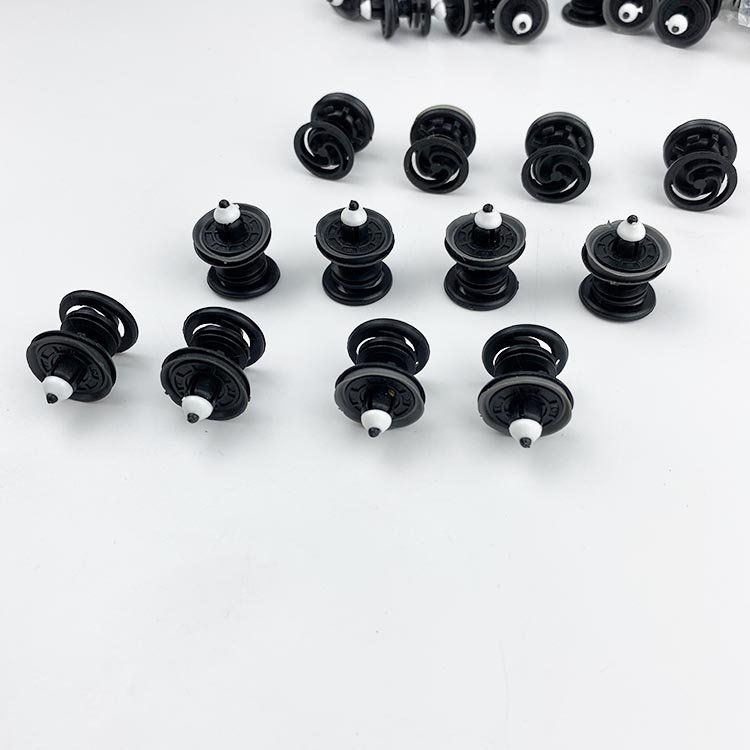Black White Auto Clips Door Trim Panel Push in Retainer Clip Auto Door Panel Trim Fastener Rivet
